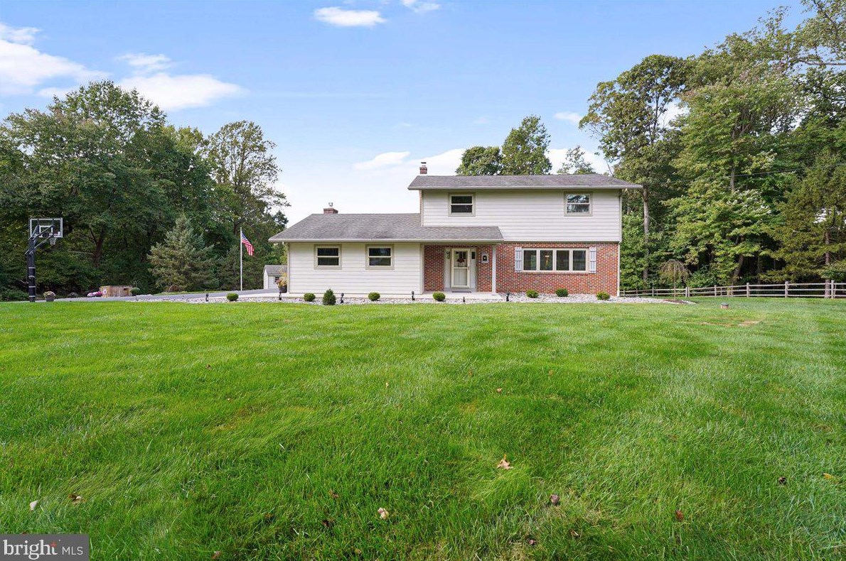5 Timber Ln, Oxford, PA 19363-4220