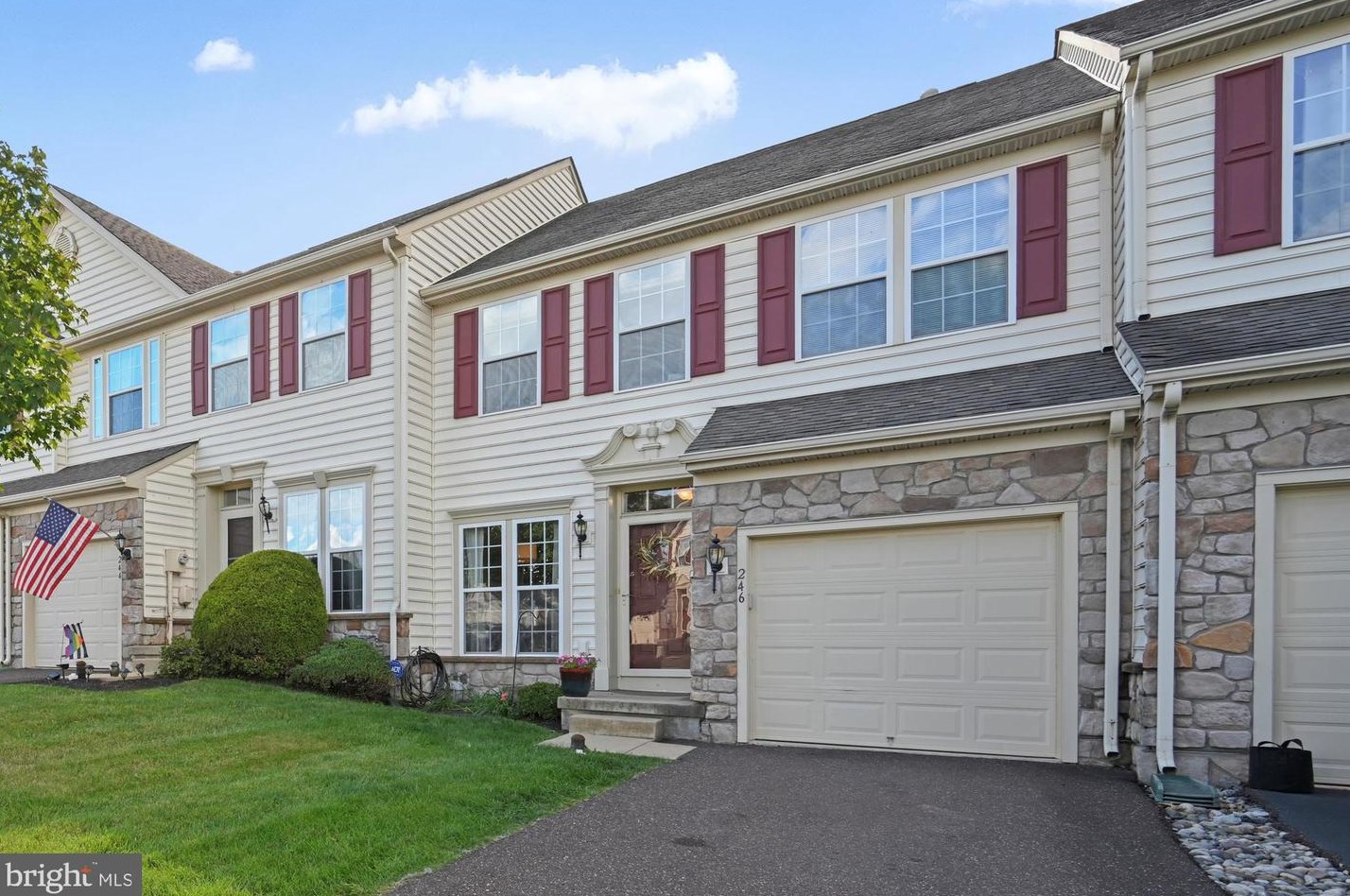 246 Savanna Dr, Pottstown, PA 19465-6603