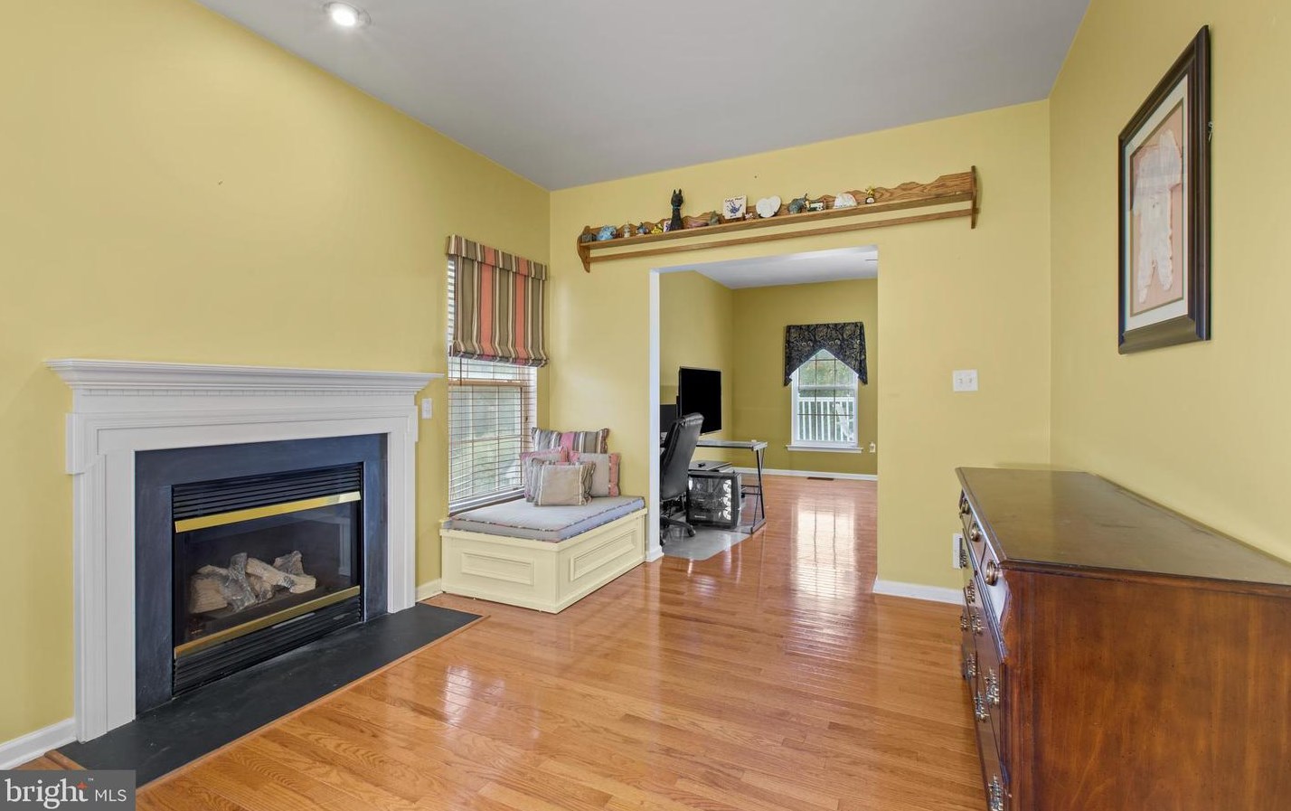 323 Cornerstone Ct, Oxford, PA 19363