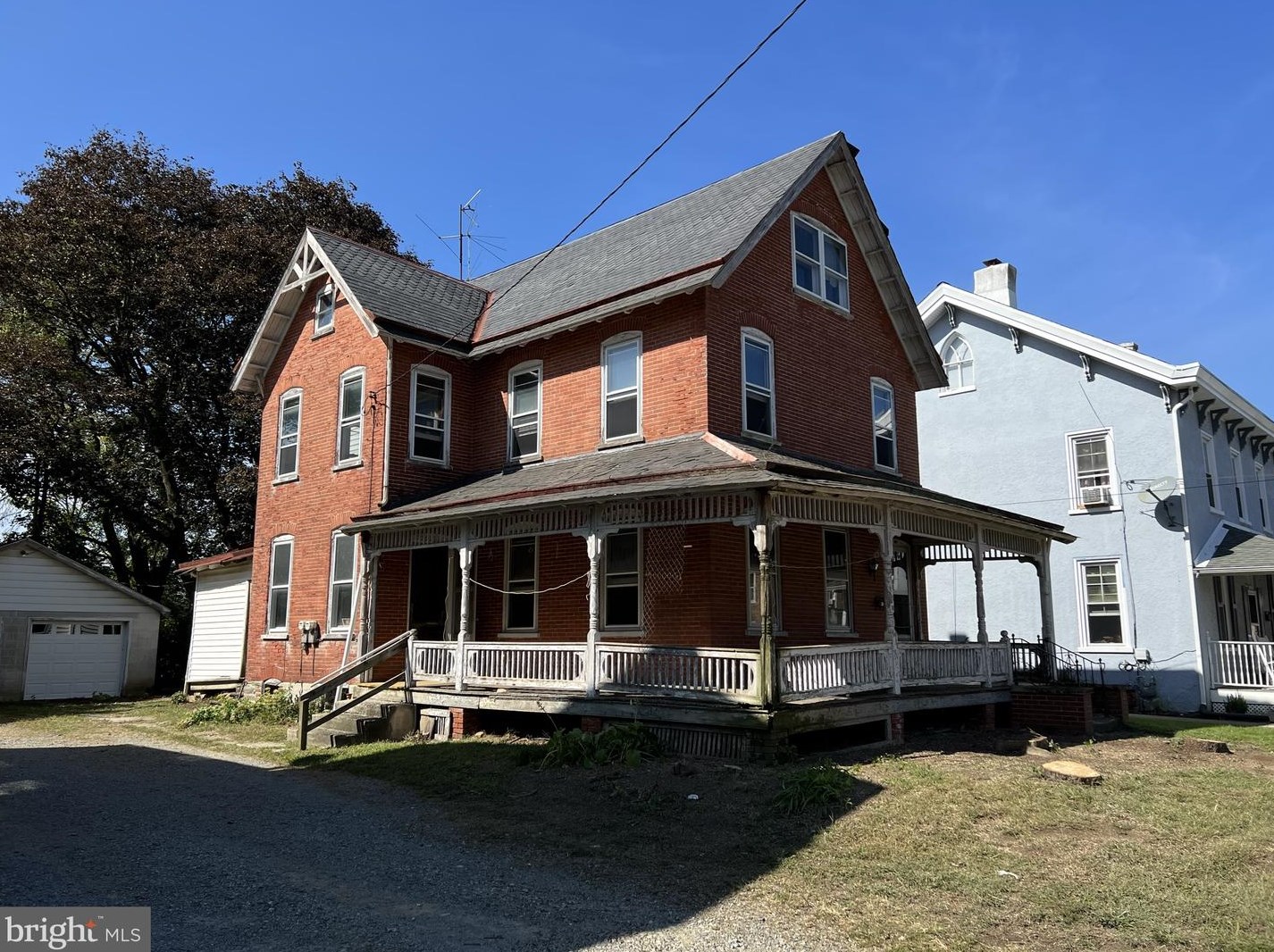40 4th St, Oxford, PA 19363-0015