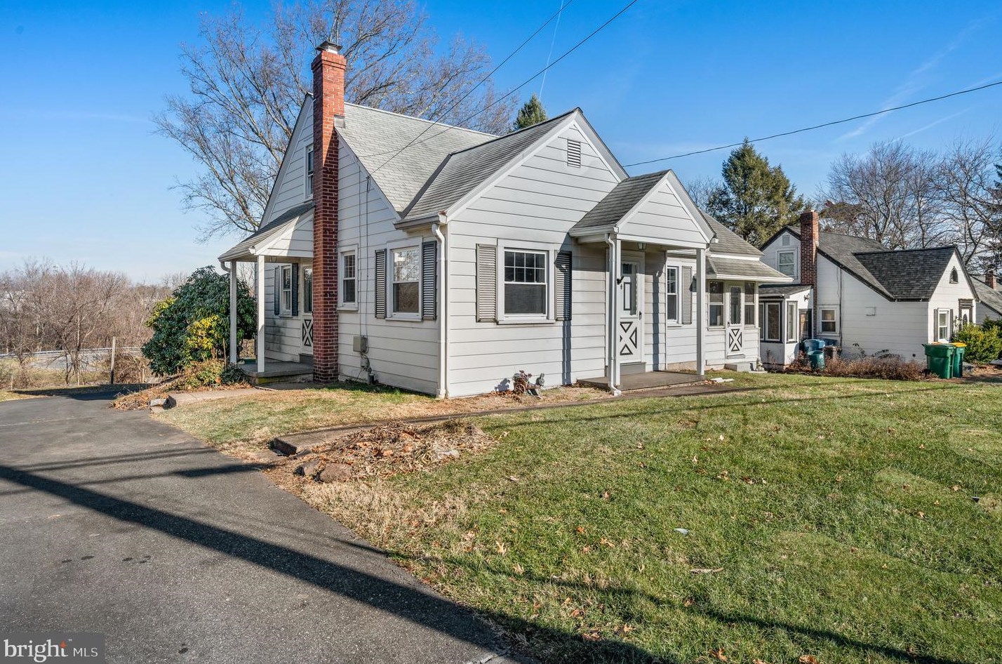 1221 E Schuylkill Rd, Pottstown, PA 19465