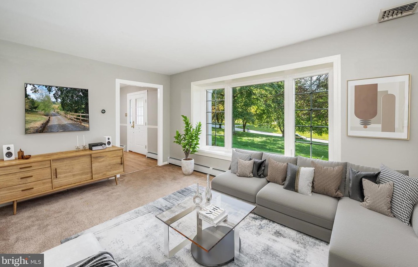 1511 Fox Run Dr, Romansville PA  19320-4725 exterior