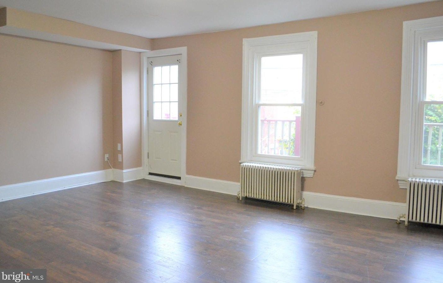 33 N Main St #2nd Fl, Spring City, PA 19475