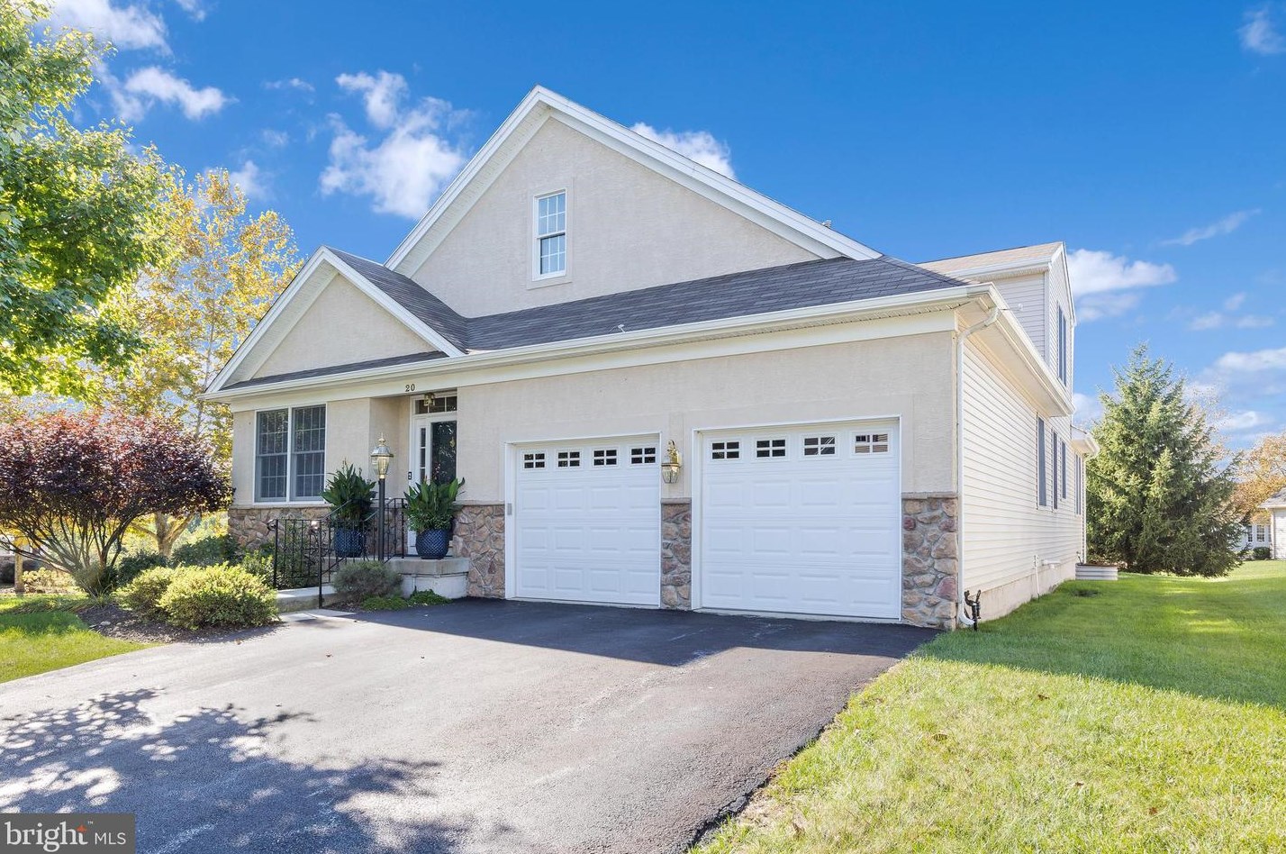 20 Ackman Ln, Romansville, PA 19320-6533