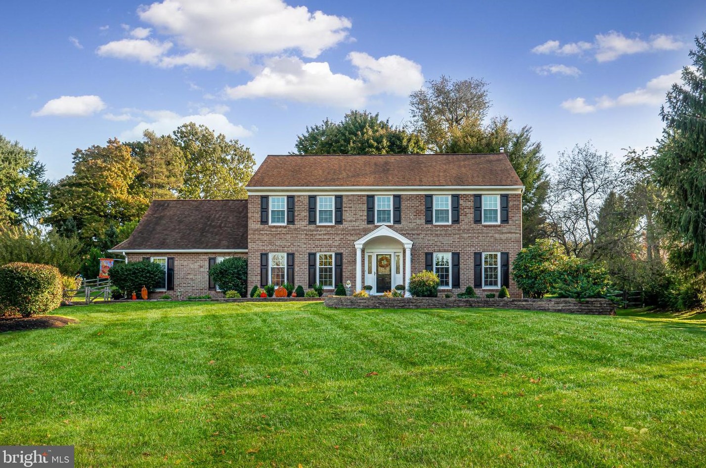 1667 Bow Tree Dr, West Chester, PA 19380-6464