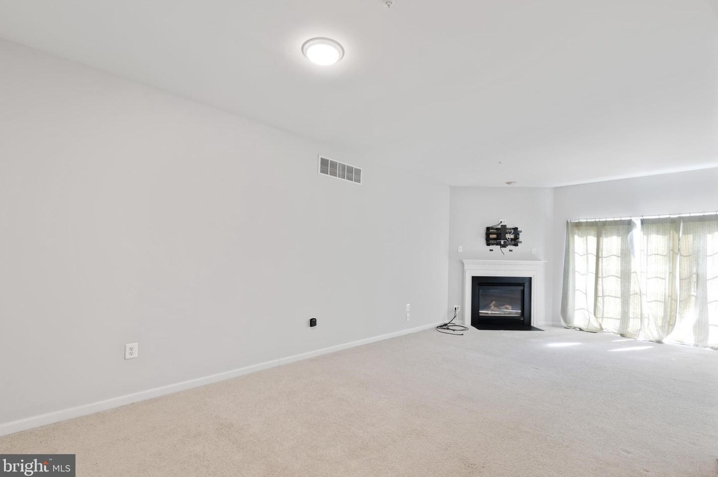 237 Jefferson Ave, Downingtown, PA 19335