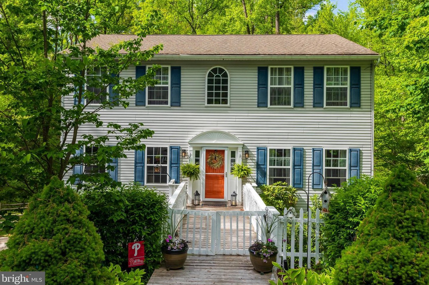 39 Spring Rd, Frazer, PA 19355-2110