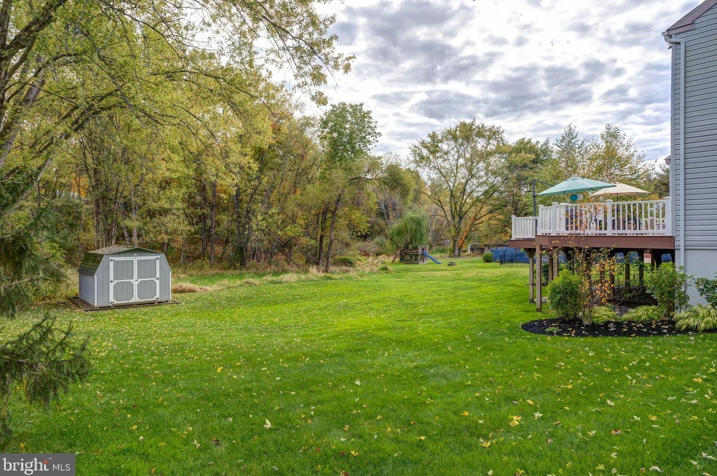 1119 Nobb Hl Dr, West Chester PA 19380-1844 exterior