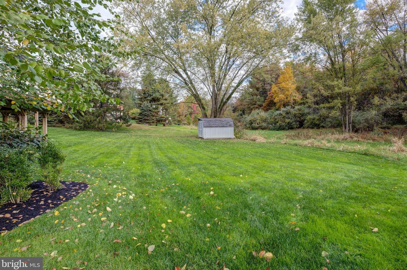 1119 Nobb Hl Dr, West Chester PA 19380-1844 exterior