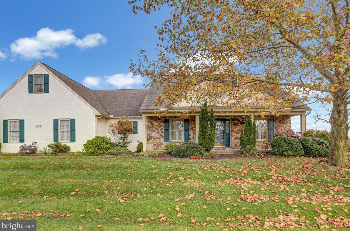 318 Steeplechase Dr, Marsh, PA 19520