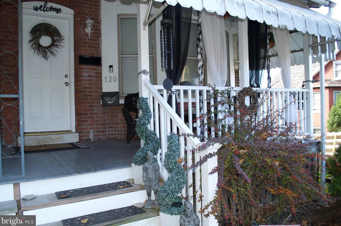 120 5th Ave, Romansville, PA 19320-3256