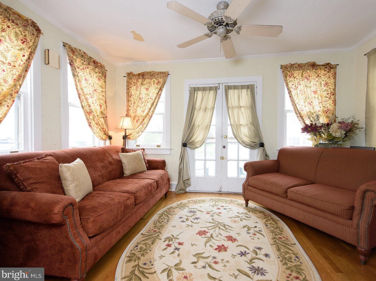 34 W Lancaster Ave, Downingtown, PA 19335