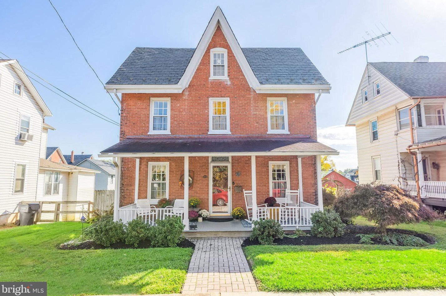 137 3rd St, Oxford, PA 19363-1425