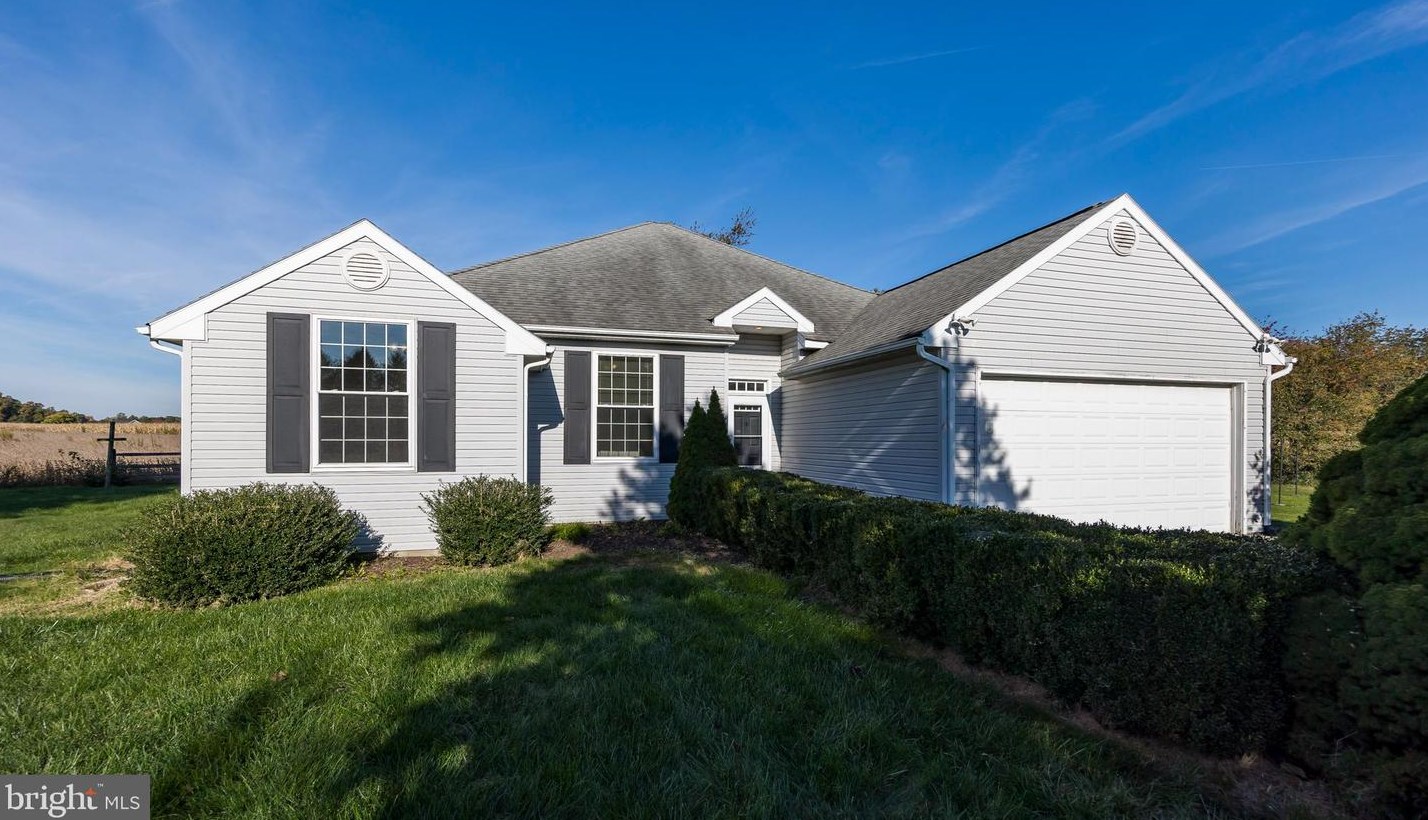 111 Tyler Dr, Romansville, PA 19320-5523