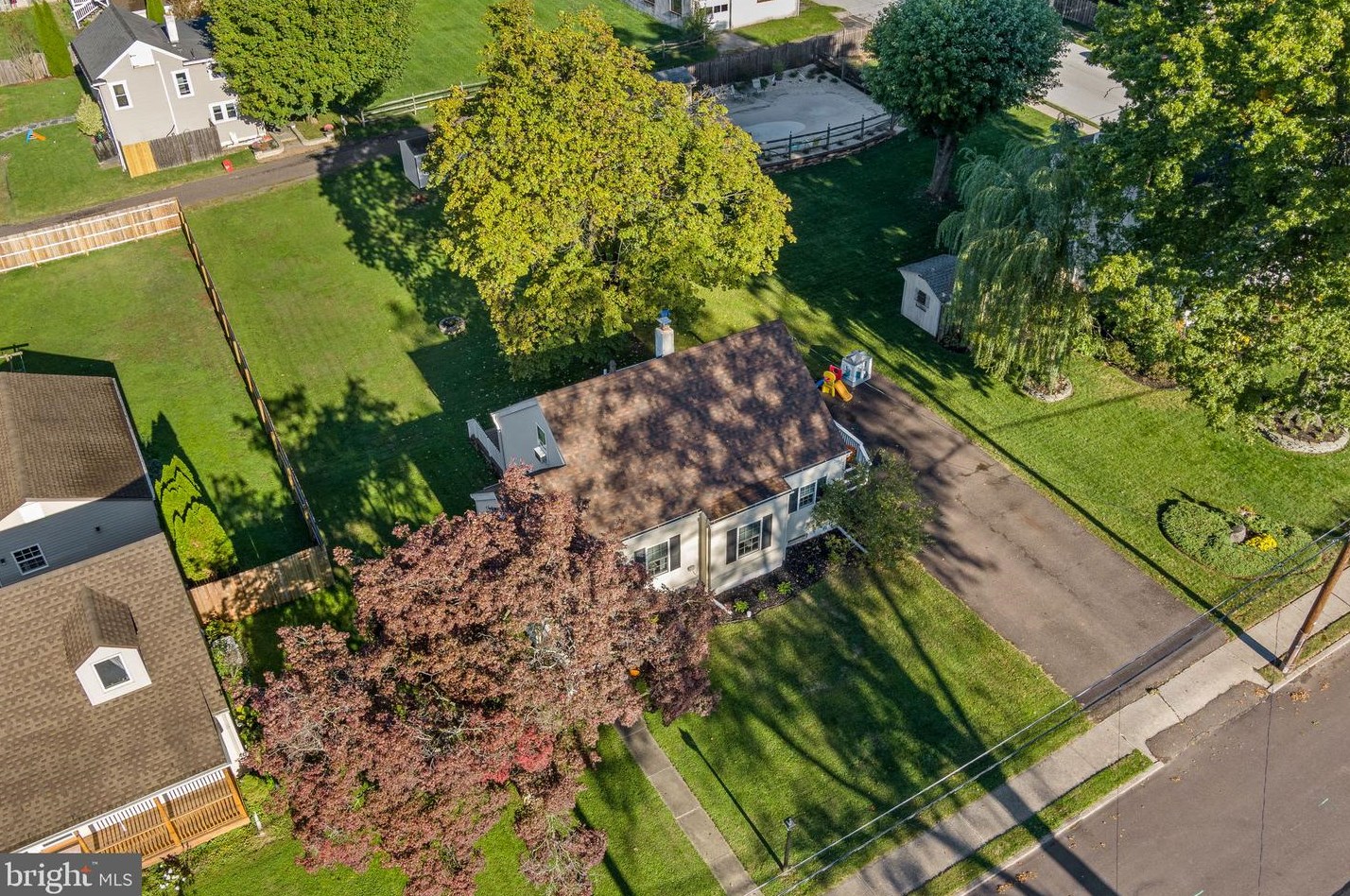 409 Pikeland Ave, Spring City, PA 19475-2110