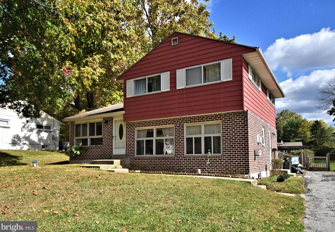 1257 Memory Ln, West Chester, PA 19380-1036