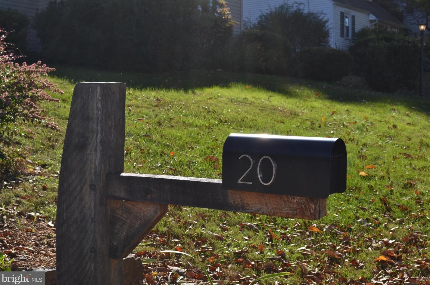 20 Fahnestock Rd, Frazer, PA 19355-2105