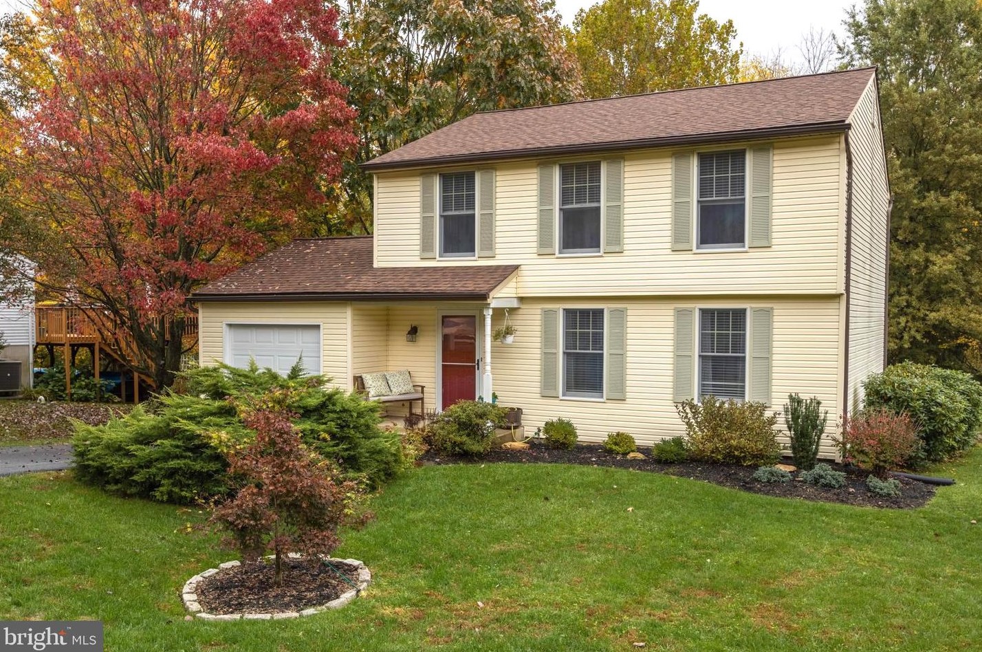 211 Katherine Ln, Romansville, PA 19320-2257