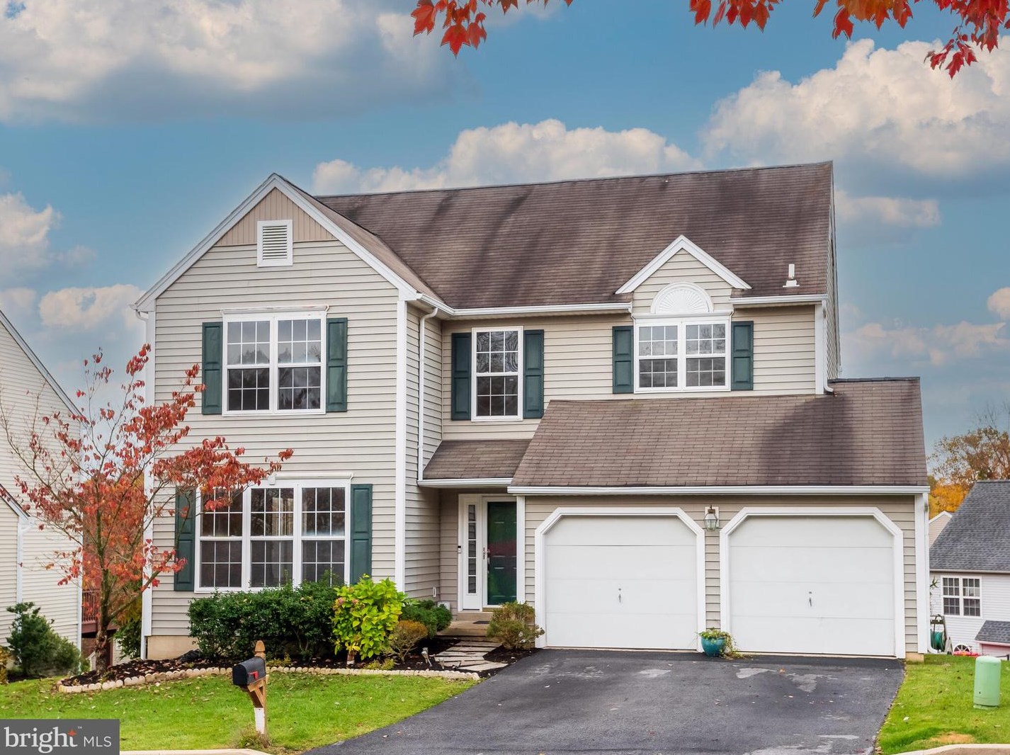 535 Larkins Bridge Dr, Downingtown, PA 19335