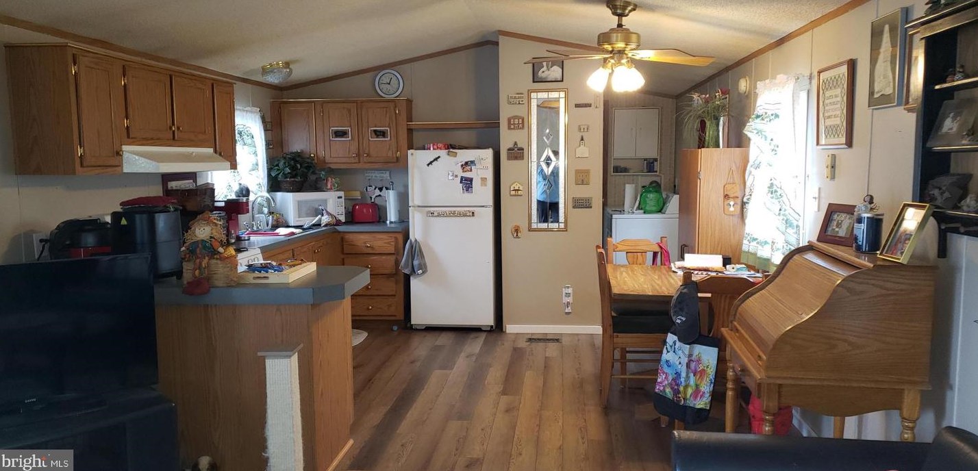 12 Vintage Ln, Honey Brook, PA 19344-9704