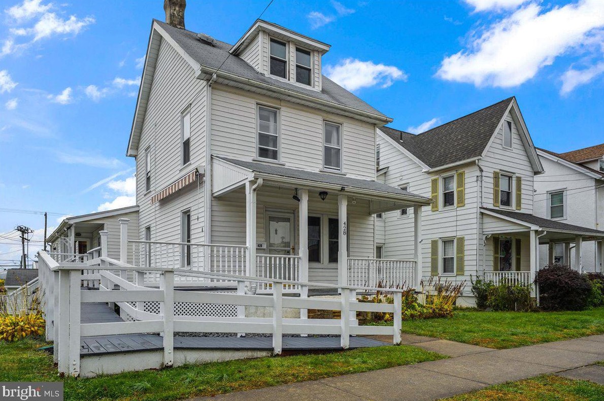 428 Center St, Kennett Sq, PA 19348