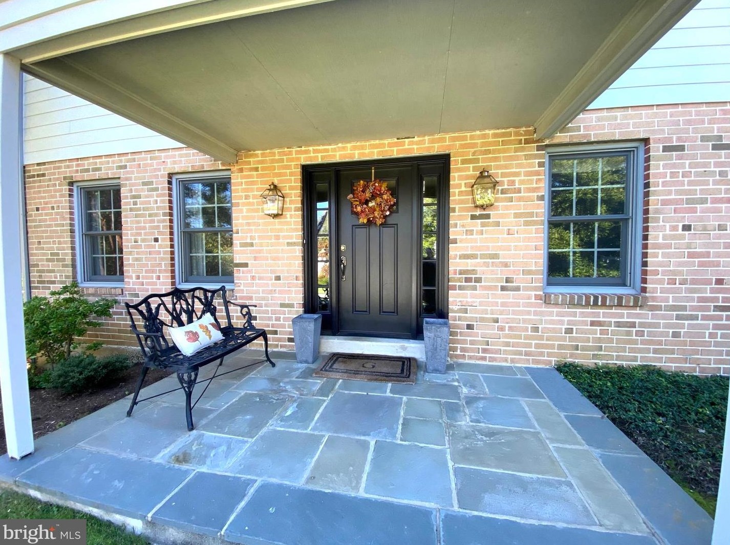 22 Deer Run Ln, Frazer, PA 19355-1661