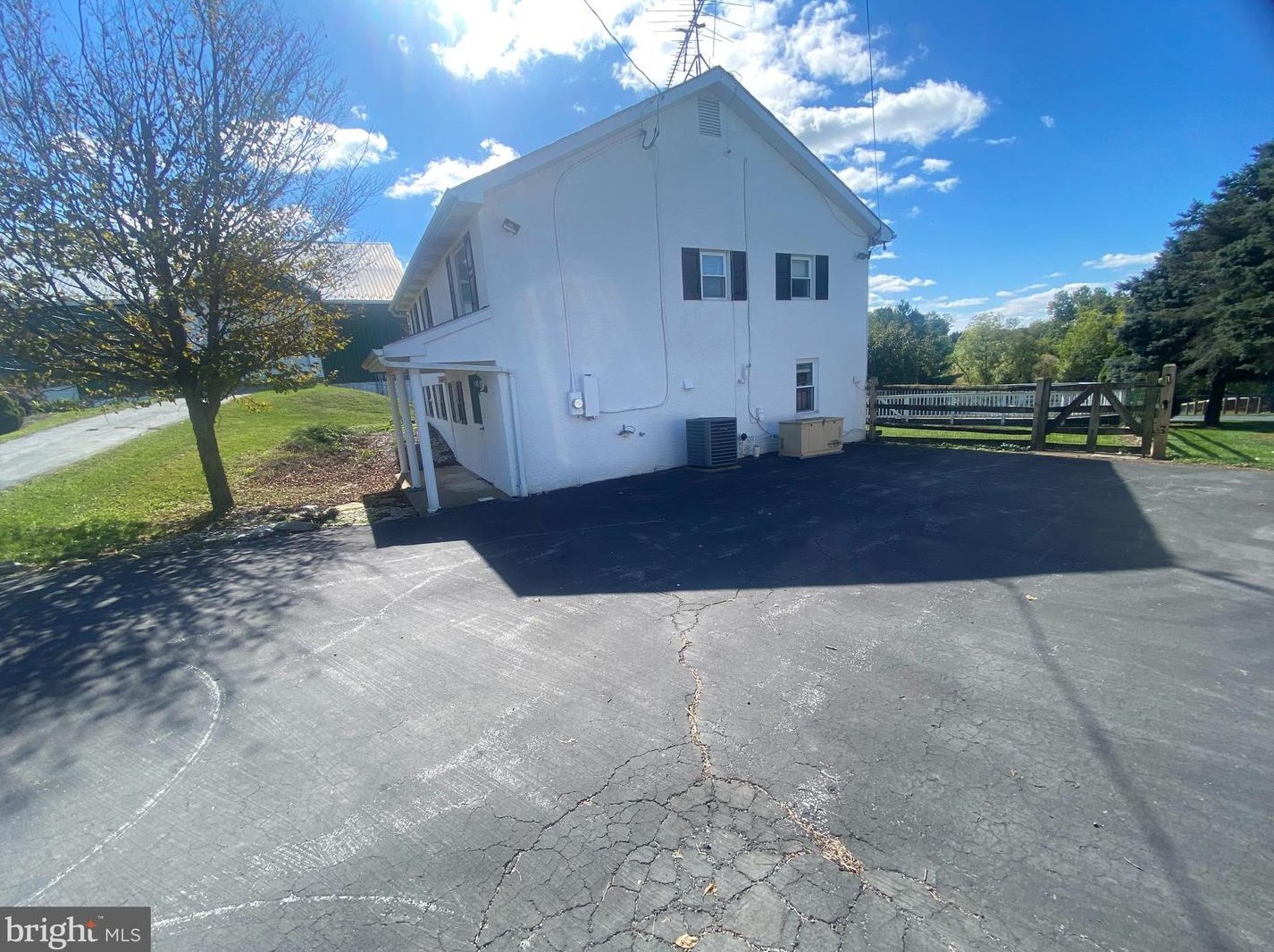 1476 Steelville Rd, Cochranville, PA 19330