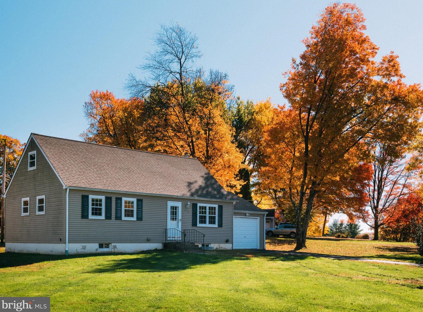 315 Oak Ln, Exton PA  19341-2129 exterior