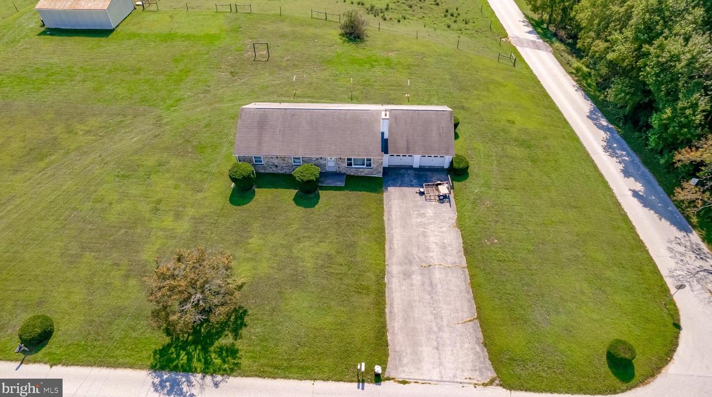 158 Monacy Rd, Romansville, PA 19320-1450