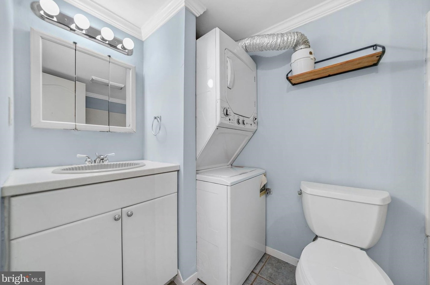 1807 Valley Dr, West Chester PA  19382-6491 exterior