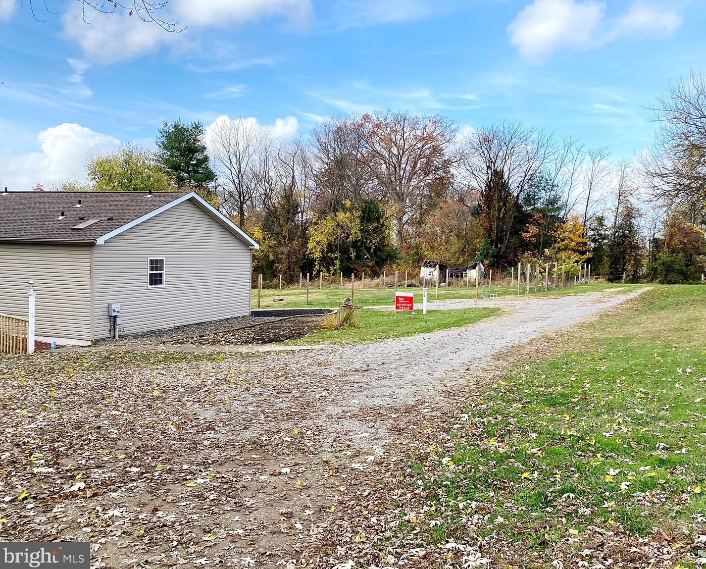 15 Farm Ln, Steelville, PA 19310