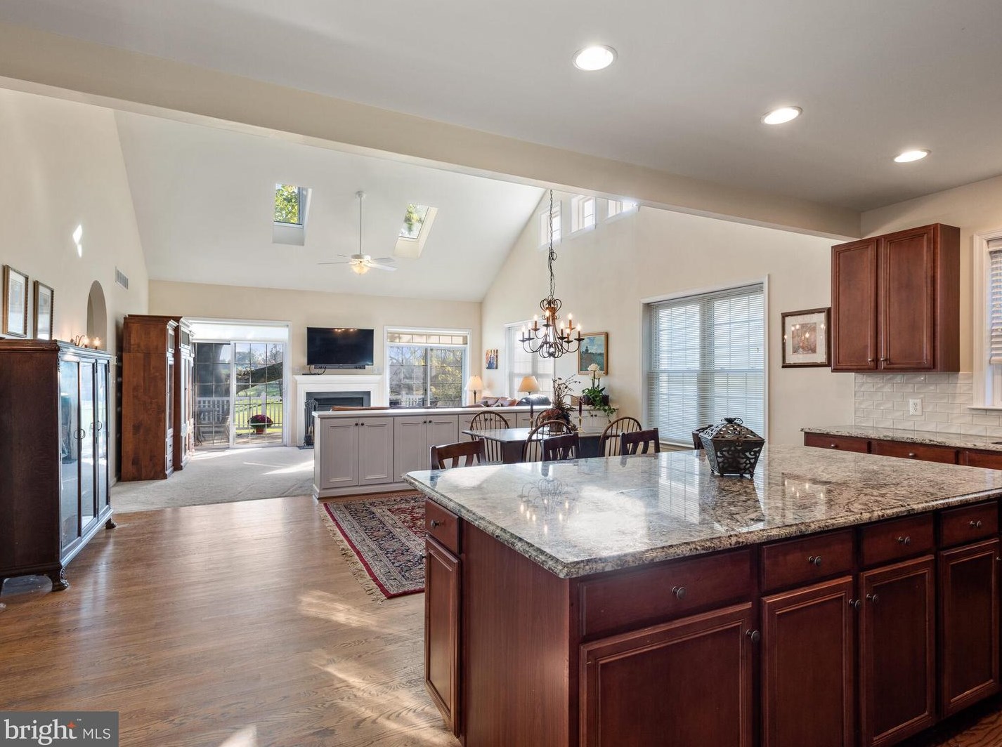 108 Pine Valley Dr, Avondale PA  19311-1420 exterior