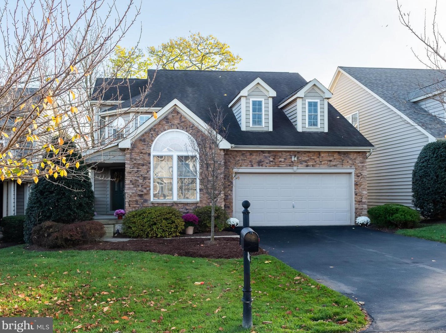 108 Pine Valley Dr, Avondale, PA 19311-1419