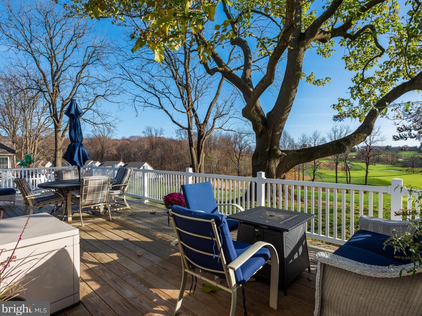 108 Pine Valley Dr, Avondale PA  19311-1420 exterior