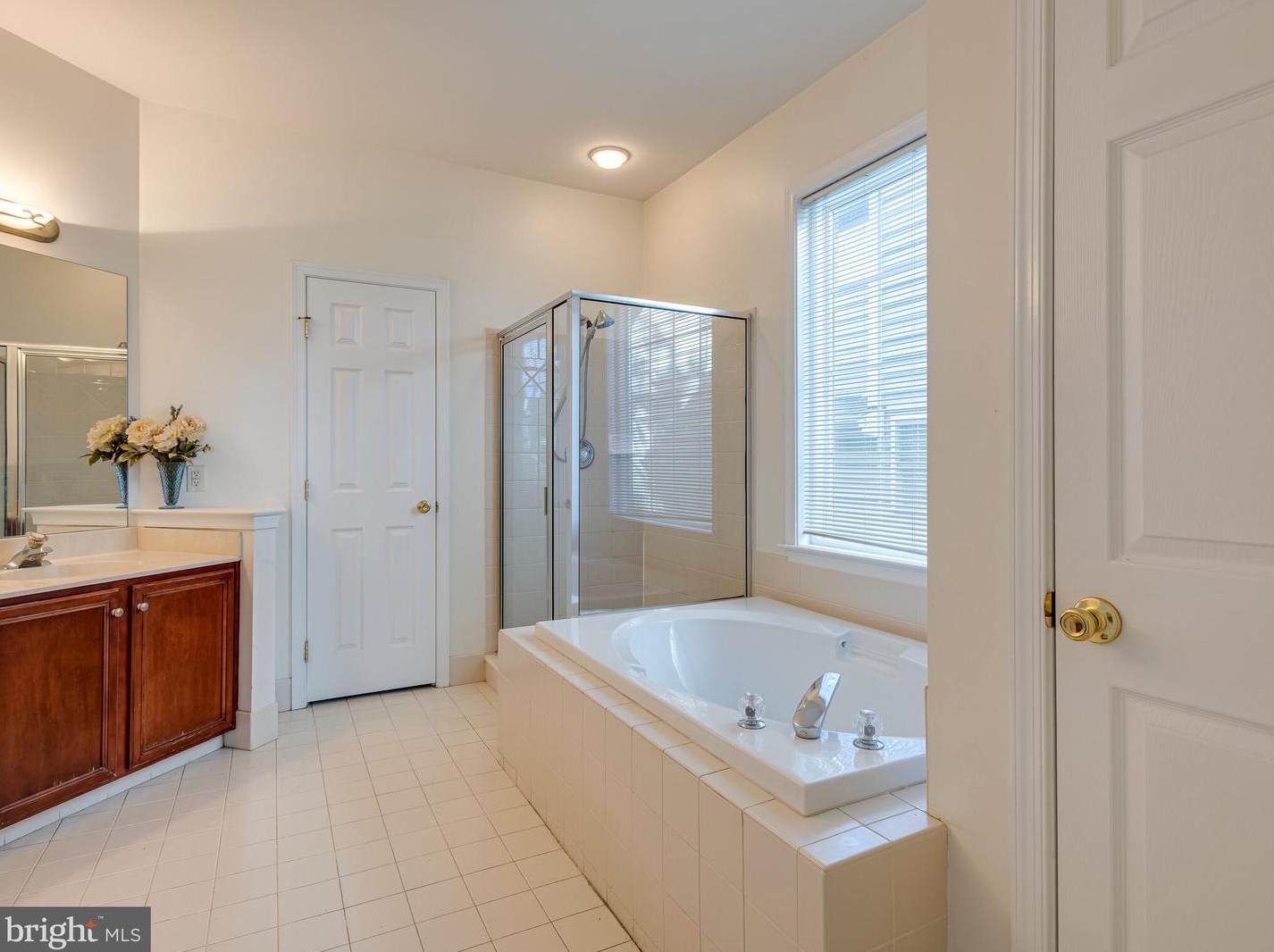 108 Pine Valley Dr, Avondale PA  19311-1420 exterior