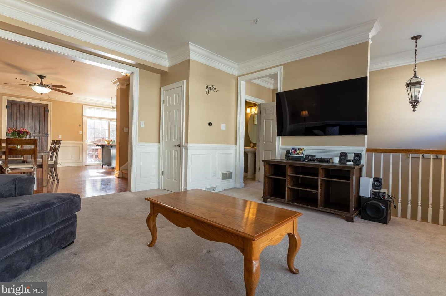 204 Debaptiste Ln, West Chester, PA 19382-2862