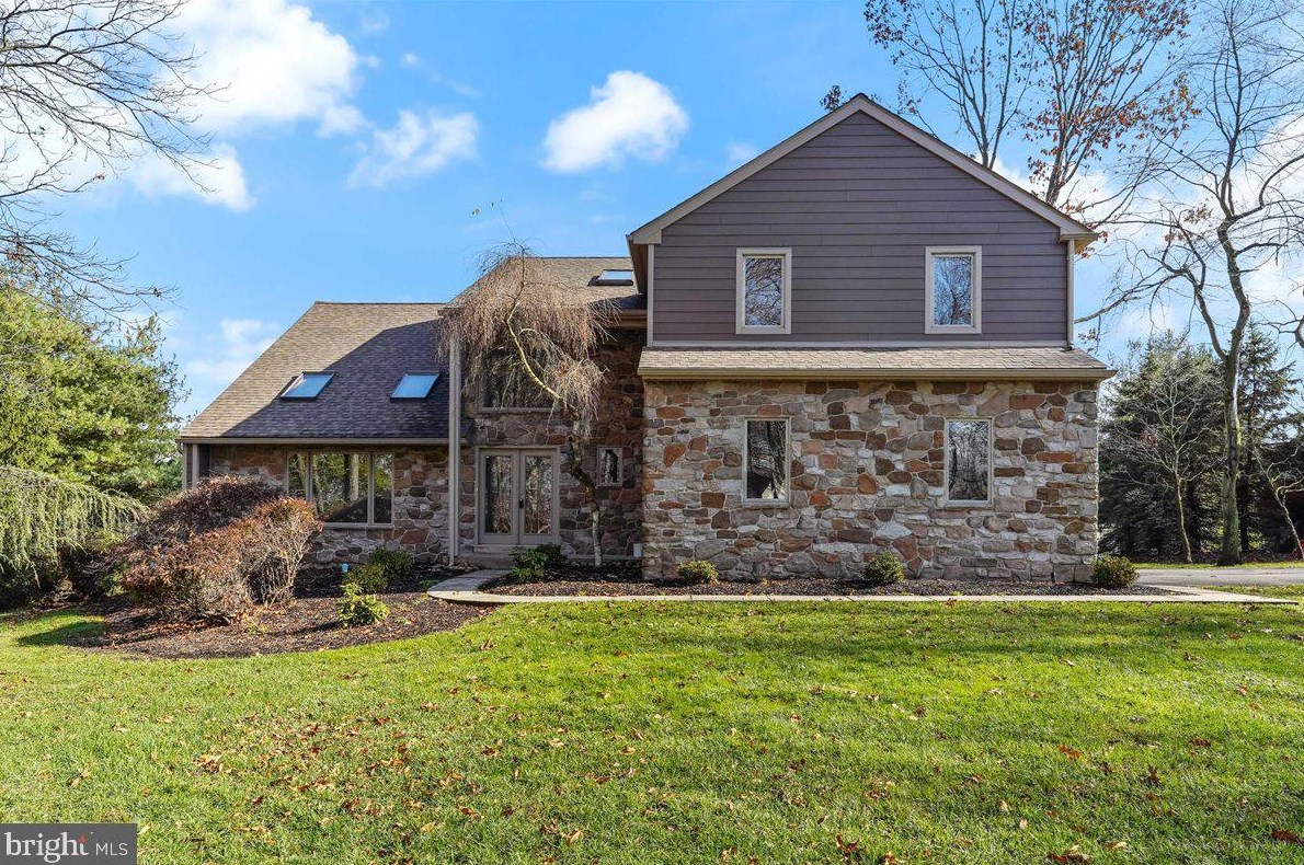 501 Lennon Way, West Chester, PA 19380-1093