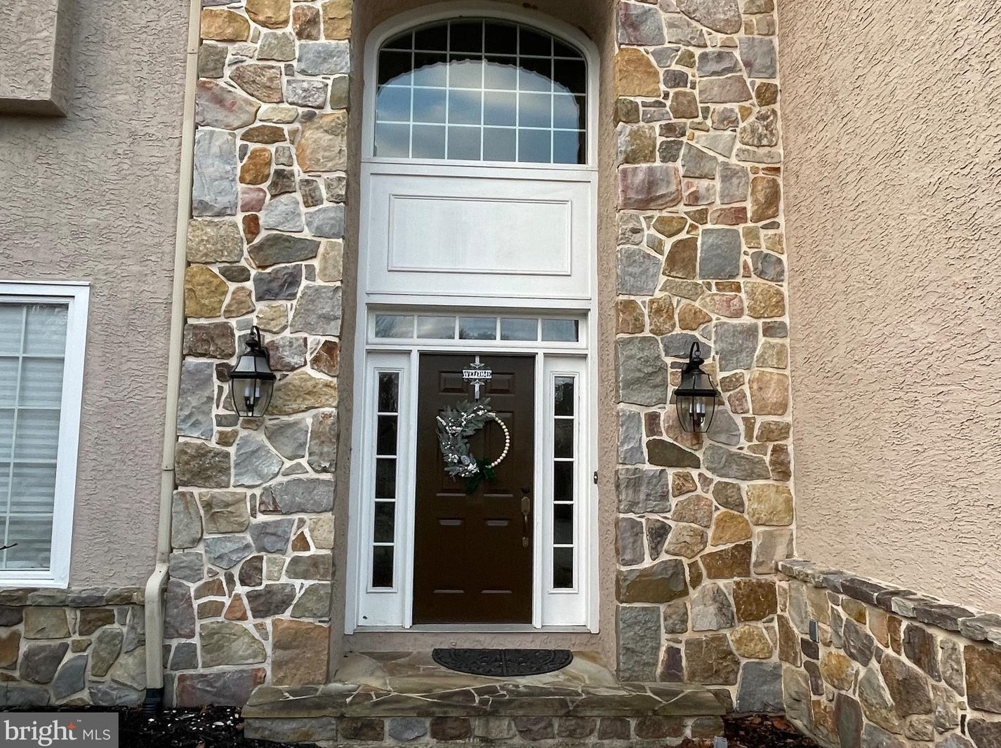 1161 Renwick Dr, West Chester, PA 19382-8136