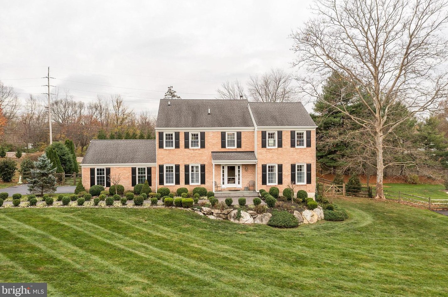406 Beaumont Cir, West Chester, PA 19380-6412