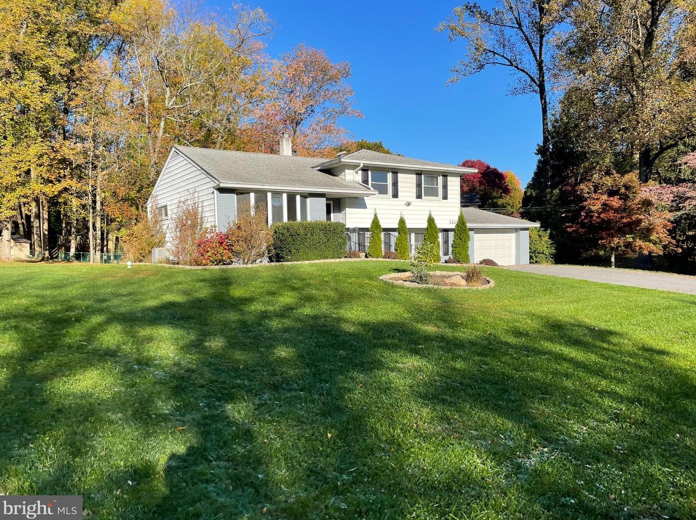 1211 Cavalier Ln, West Chester, PA 19380-4604