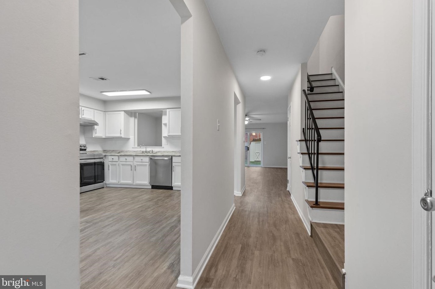 117 Caernarvon Ct, Exton, PA 19341-1470