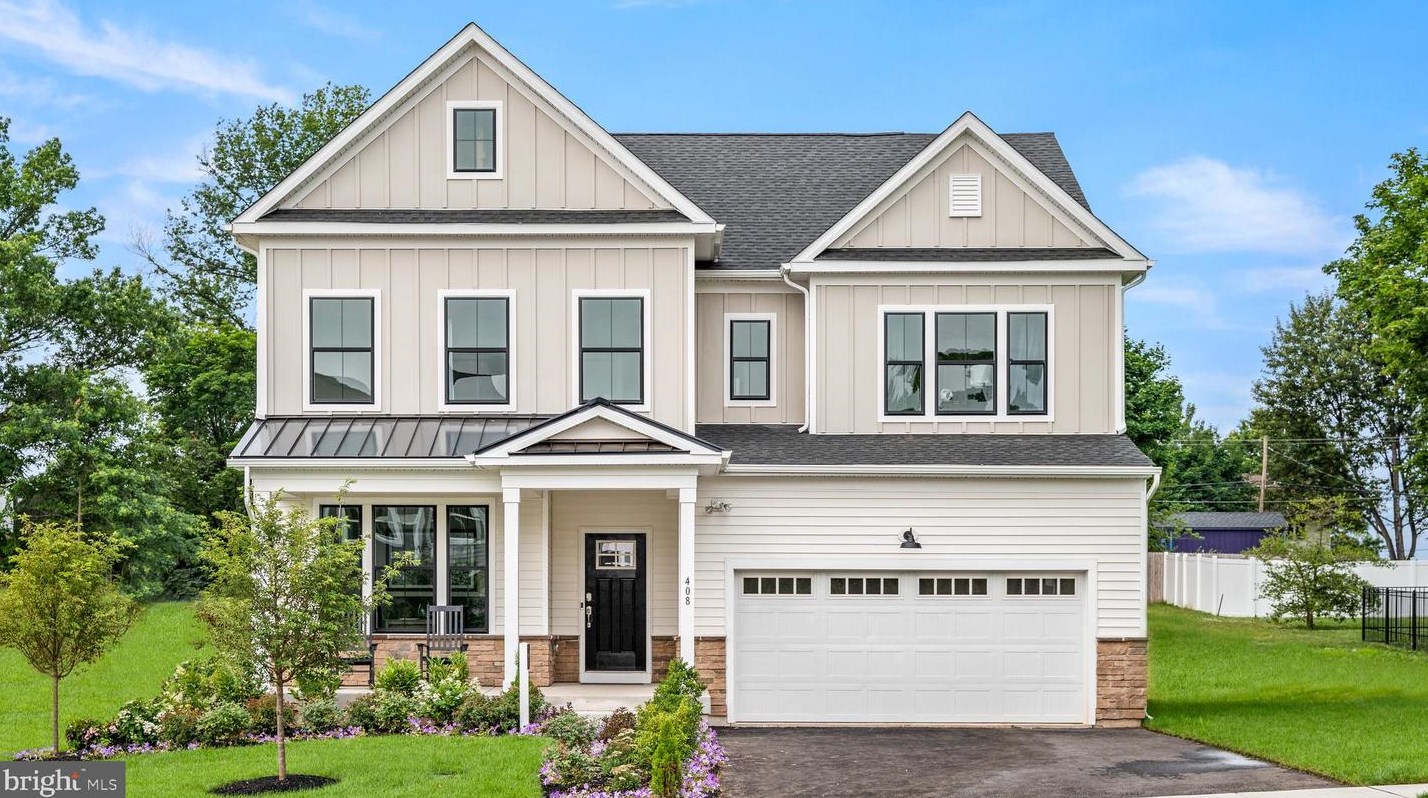 442 Cedar St, Spring City, PA 19475-1300