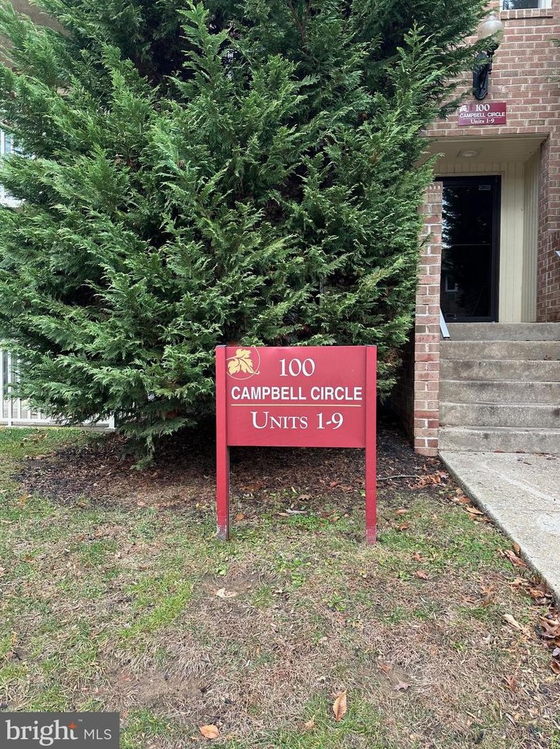 100 Campbell Cir #6, Downingtown, PA 19335