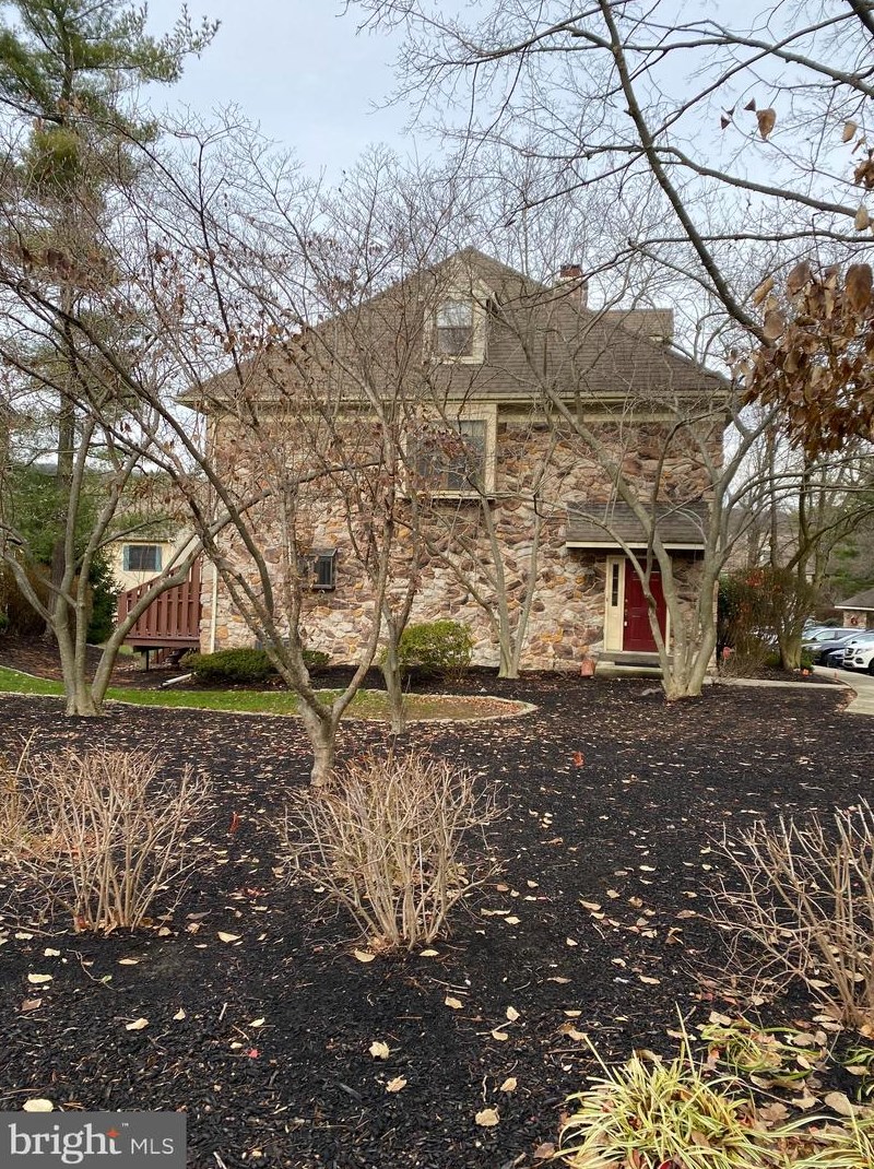 34 Sullivans Bridge Rd, Wayne, PA 19087