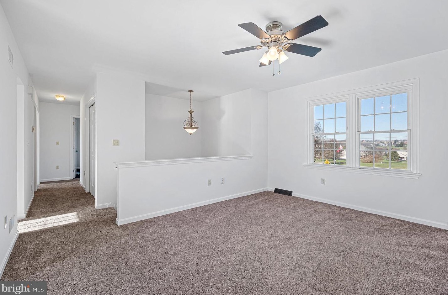 951 Little Elk Crk Rd, Oxford PA 19363-2814 exterior