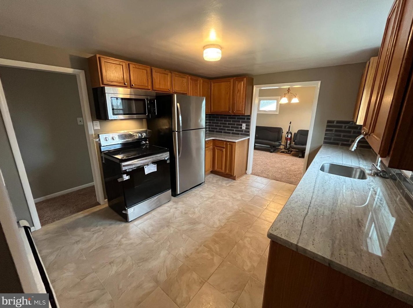 117 Mount Airy Rd, Romansville, PA 19320