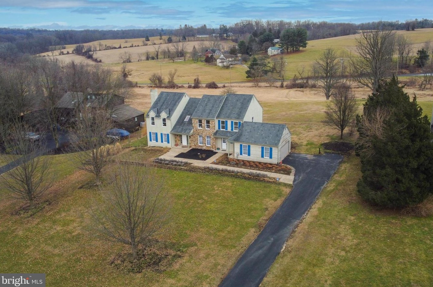 110 Millbrook Dr, Chadds Ford, PA 19317