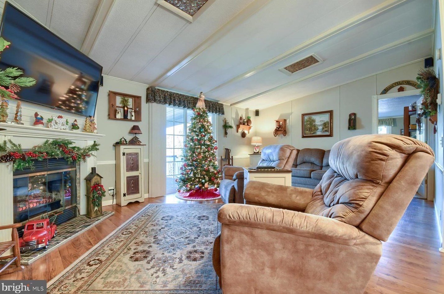 1018 Sunhigh Dr, West Chester PA  19380-1635 exterior