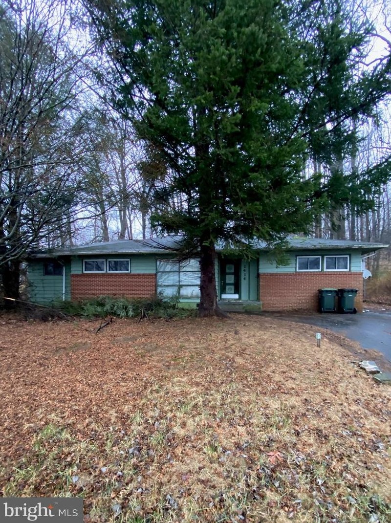 1414 Oak St, Romansville, PA 19320-2528