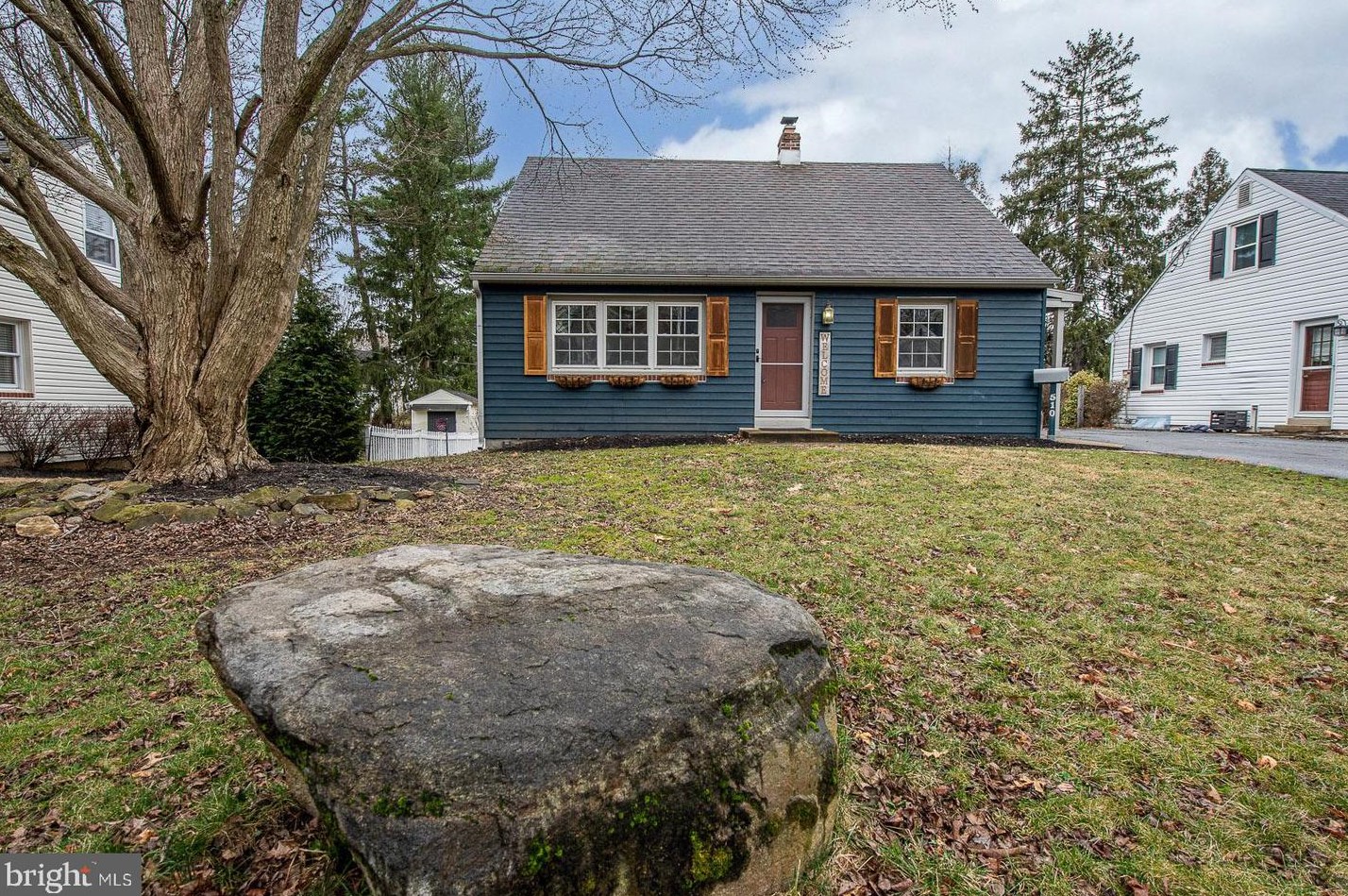510 Hillside Dr, West Chester, PA 19380-2358
